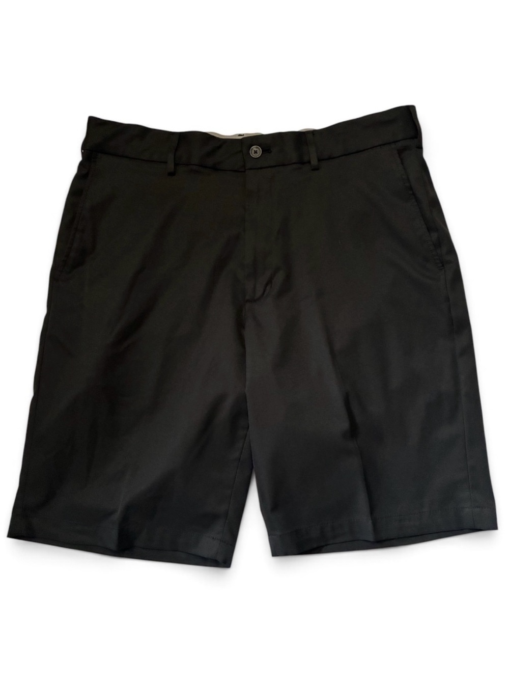 Walter Hagen Black Flat Front Casual Shorts